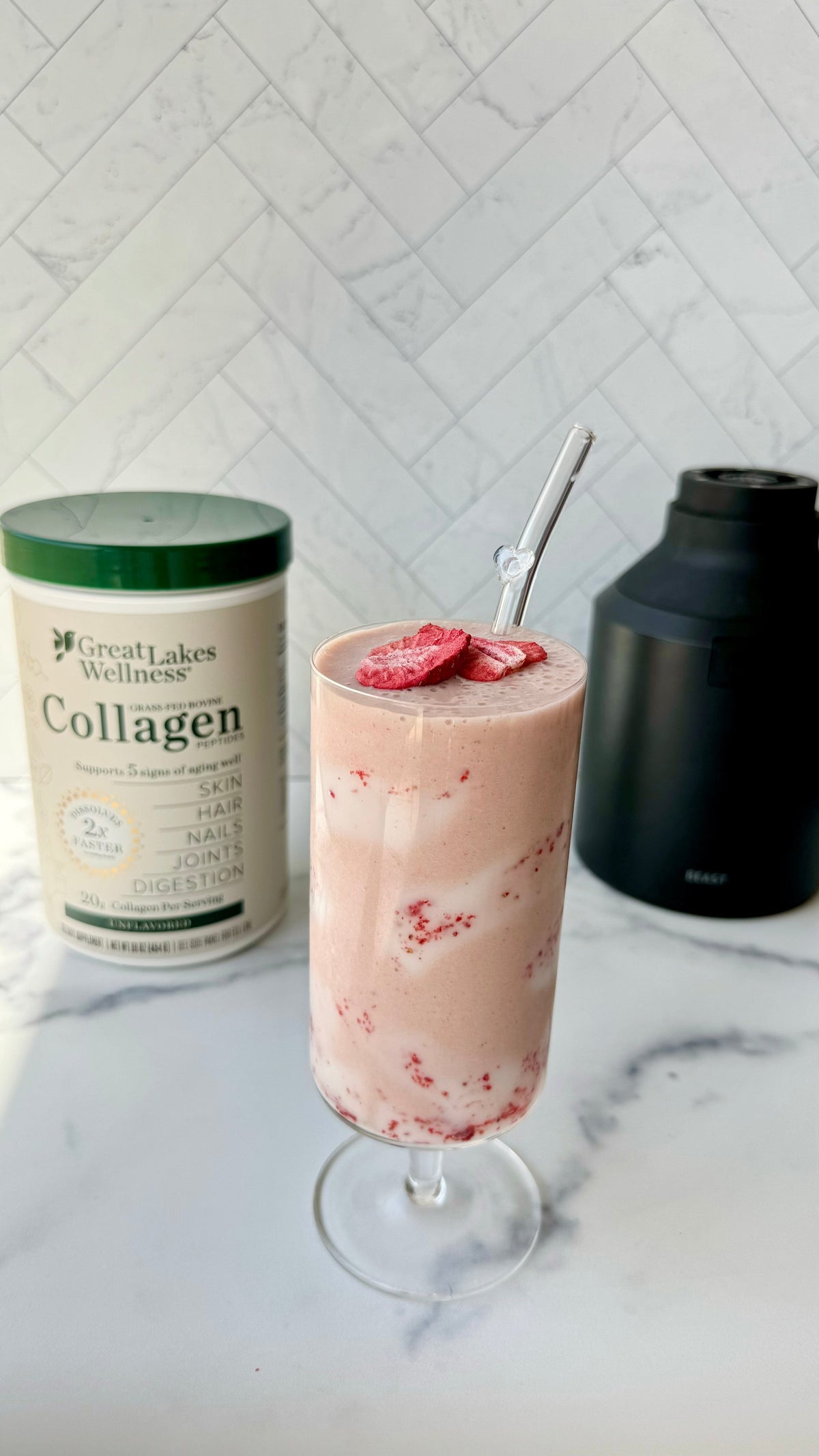 Strawberry Cloud Collagen Smoothie