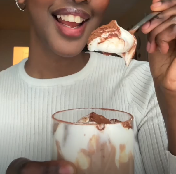 Chocolate Tiramisu Chia Pudding